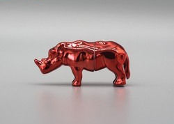 Capsules en plastique vides de pilule de rhinocéros